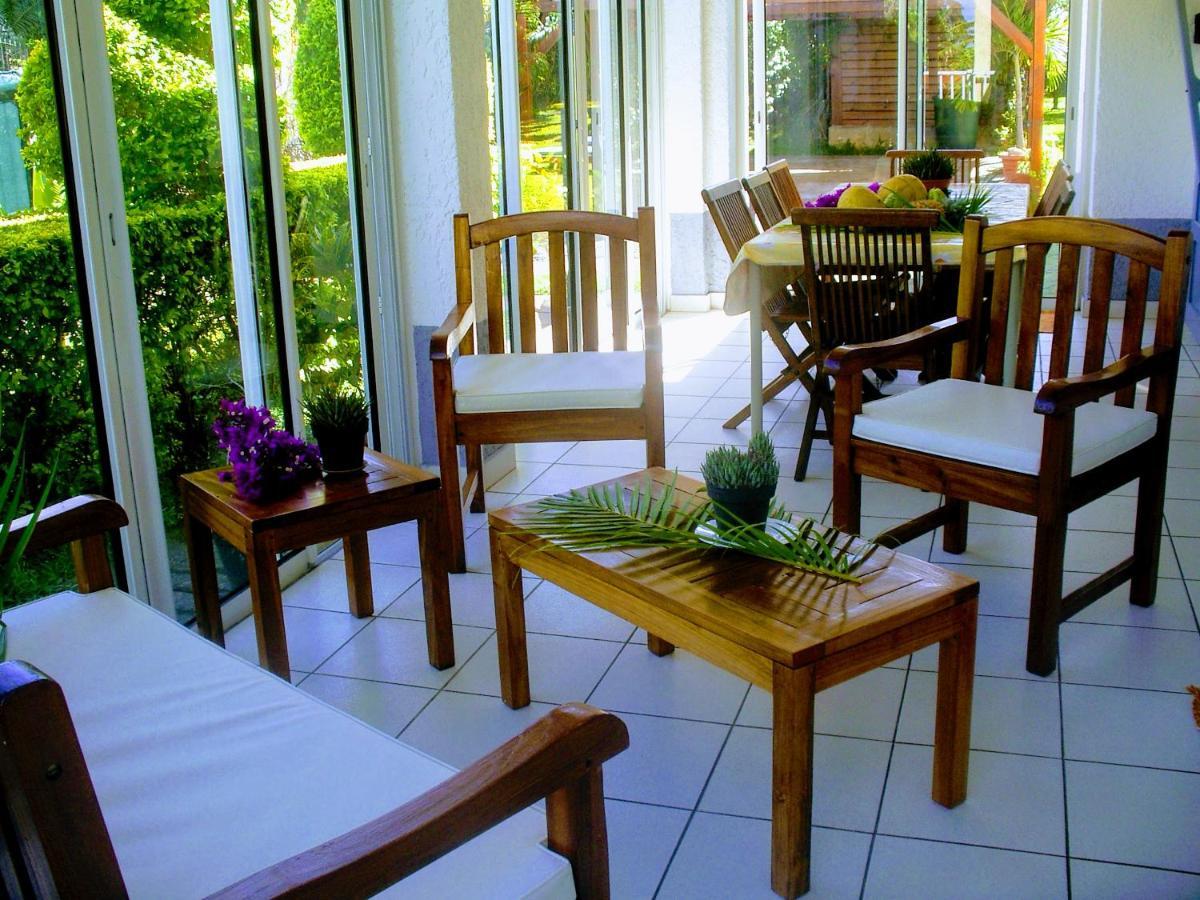 Villa Arbre Du Voyageur, 4 Etoiles Et 4 Clevacances Entre-Deux Luaran gambar