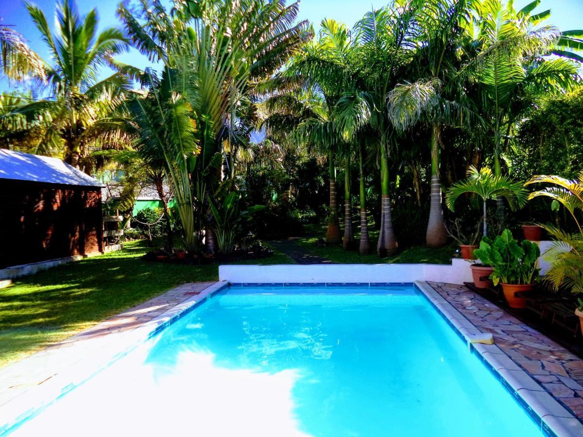 Villa Arbre Du Voyageur, 4 Etoiles Et 4 Clevacances Entre-Deux Luaran gambar