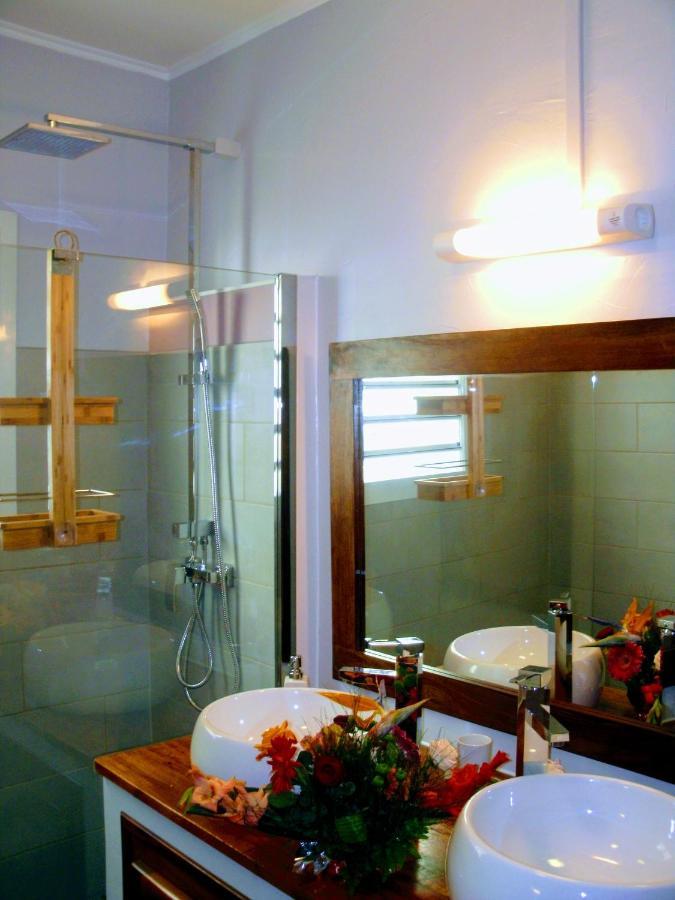 Villa Arbre Du Voyageur, 4 Etoiles Et 4 Clevacances Entre-Deux Luaran gambar