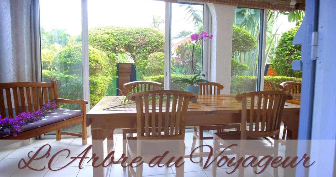 Villa Arbre Du Voyageur, 4 Etoiles Et 4 Clevacances Entre-Deux Luaran gambar