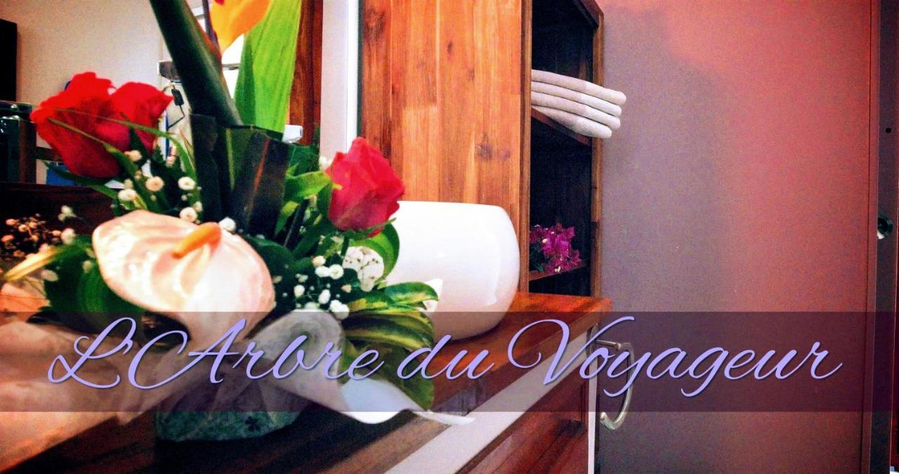 Villa Arbre Du Voyageur, 4 Etoiles Et 4 Clevacances Entre-Deux Luaran gambar